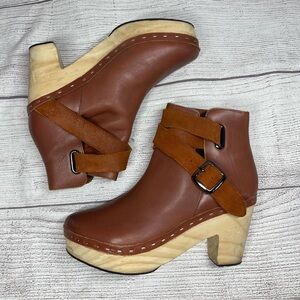 Free People Women’s 7.5 (EU 38) Bungalow Brown Wooden Heel Clog Boots